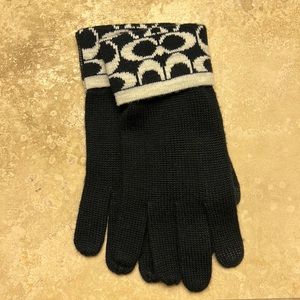 Coach gloves